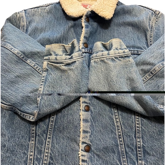 Vintage Levi’s 70505 Sherpa Trucker Jacket Size 42 Light Stonewash USA Made - Picture 10 of 16